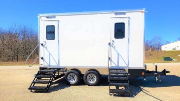 6 Things to Consider When Renting a Luxury Restroom Trailer